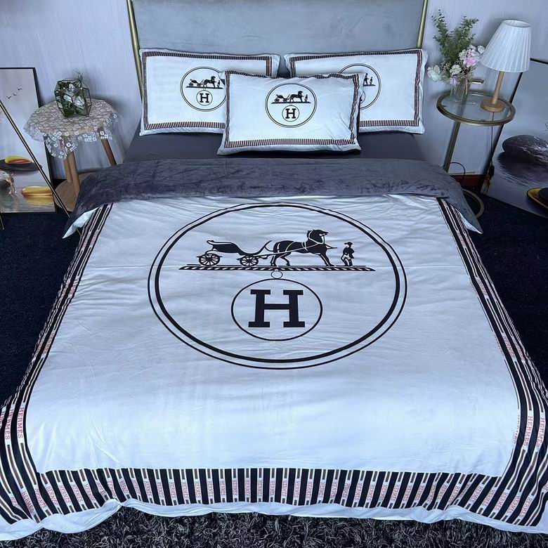 Hermes 2.0x2.3m 23